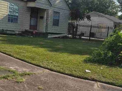 Lawn Care service in Mission, 78572