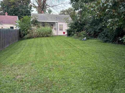 Lawn Care service in Topeka, 66612
