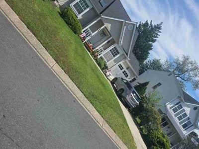 Lawn Care service in Pasadena, 21122