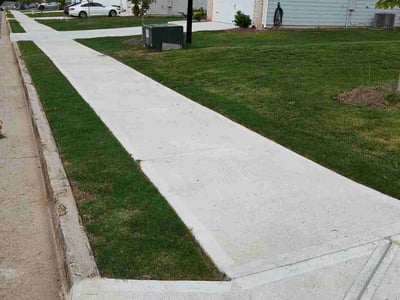 Lawn Care service in Fairburn, 30213
