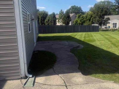 Lawn Care service in Fishers, 46038