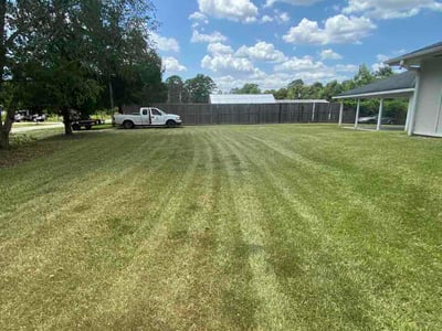 Lawn Care service in Livingston, 70754