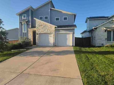 Lawn Care service in Manor, 78653