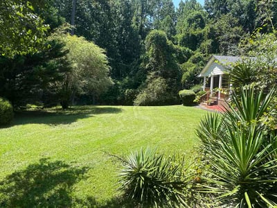 Lawn Care service in College Park, 30337