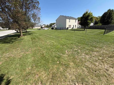 Lawn Care service in Haysville, 47546