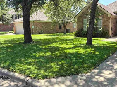 Lawn Care service in Bastrop, 78602