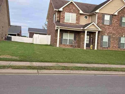 Lawn Care service in Westmoreland, 37186