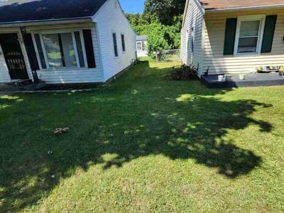 Lawn Care service in Corydon, 42406