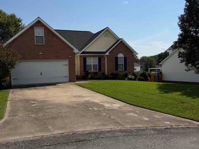 Lawn Care service in Horn Lake, 37160