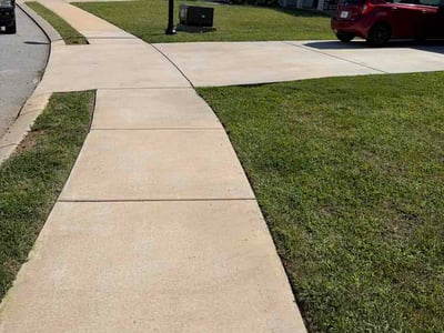 Lawn Care service in Dunlap, 37327