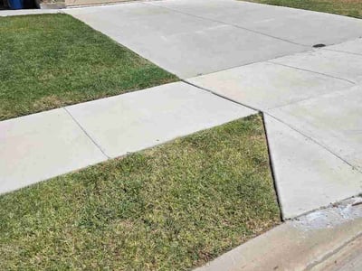 Lawn Care service in Cedar Hill, 75104