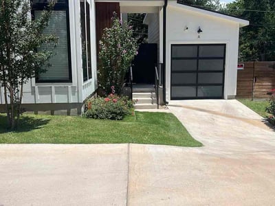 Lawn Care service in Granger, 76530