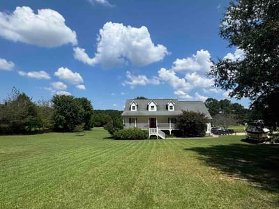 Lawn Care service in Carrollton, 30117
