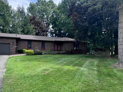 Lawn Care service in Aurora, 44202