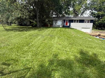 Lawn Care service in Aurora, 44202