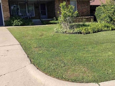 Lawn Care service in Nichols Hills, 73116