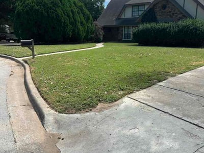 Lawn Care service in Tulsa, 74103