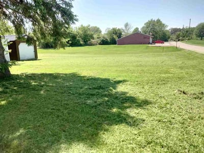 Lawn Care service in Massillon, 44646