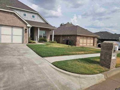 Lawn Care service in Choctaw, 73020