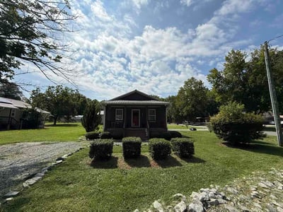 Lawn Care service in Siler City, 27344