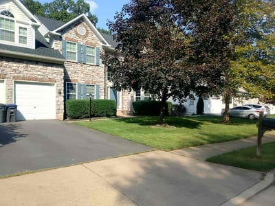 Lawn Care service in Centreville, 20120