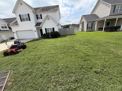 Lawn Care service in Fuquay Varina, 27526