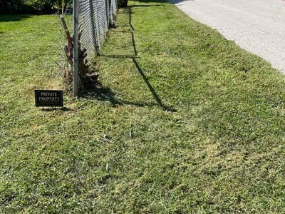 Lawn Care service in Roeland Park, 65401