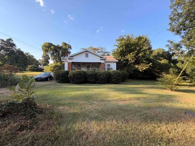 Lawn Care service in Clay, 35126
