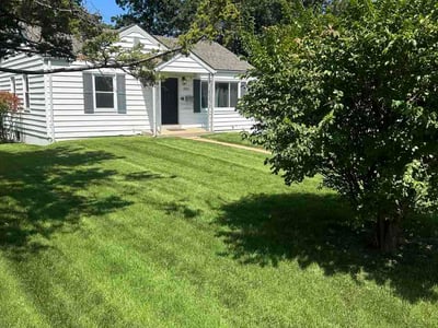Lawn Care service in Overland, 63114