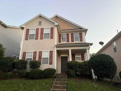 Lawn Care service in North Providence, 02911