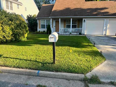 Lawn Care service in Bakersfield, 93301