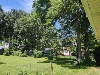 Lawn Care service in Chesterfield, 63017