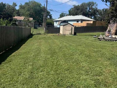 Lawn Care service in Parkville, 64152