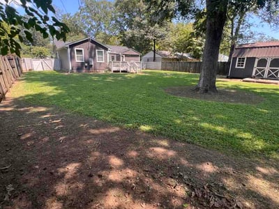 Lawn Care service in Leeds, 35094