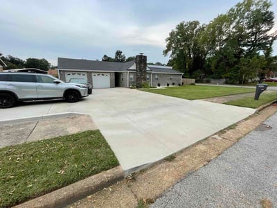 Lawn Care service in Johnson City, 37604