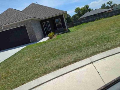 Lawn Care service in Houma, 70360