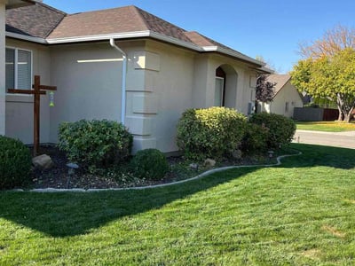 Lawn Care service in Meridian, 83642