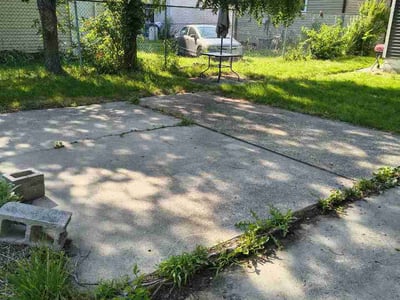 Leaf Removal service in Elkhart, 46516