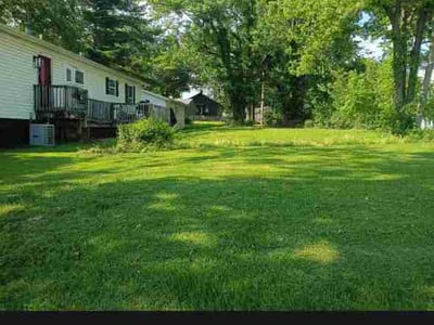 Lawn Care service in Edwardsville, 62025