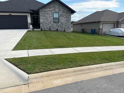 Lawn Care service in Nixa, 65714