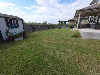 Lawn Care service in Pflugerville, 78660