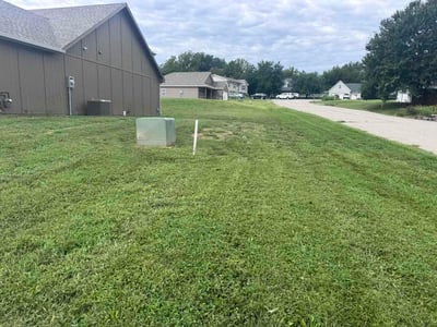 Lawn Care service in Valencia, 91355