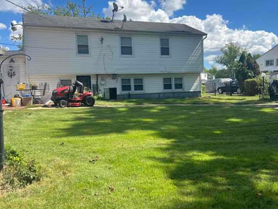 Lawn Care service in Halethorpe, 21227