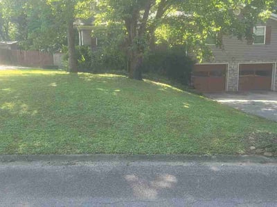 Lawn Care service in Marion, 37347
