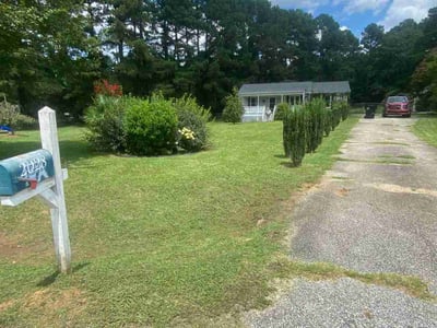 Lawn Care service in Cranston, 02910