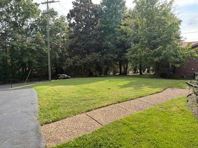 Lawn Care service in Antioch, 37013