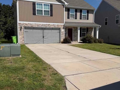 Lawn Care service in Zebulon, 27597