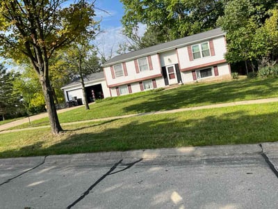 Lawn Care service in Seville, 44273