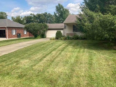 Lawn Care service in Massillon, 44646