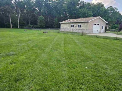 Lawn Care service in Bridgeville, 15017